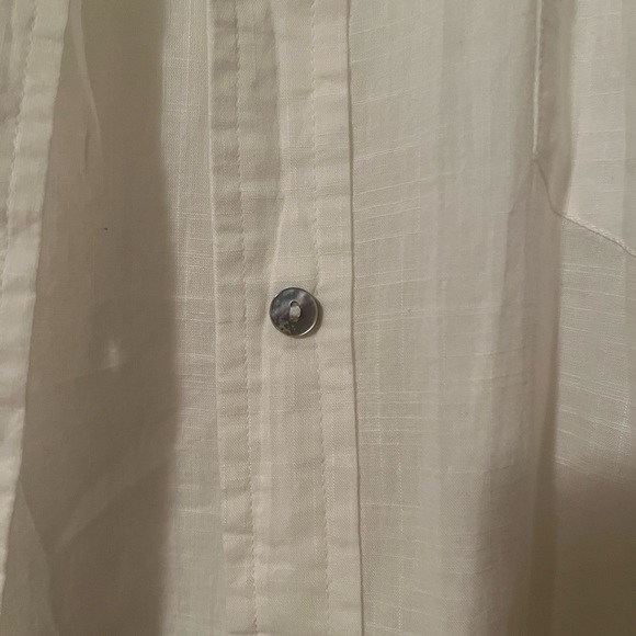 White button up shirt - Picture 4 of 5